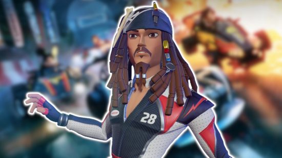 Disney Speedstorm-karaktärer: Kapten Jack Sparrow i en V-ringad marinblå och vit racerdräkt med röda accenter.  Han är kontur i vitt och klistrad på en suddig bakgrund.